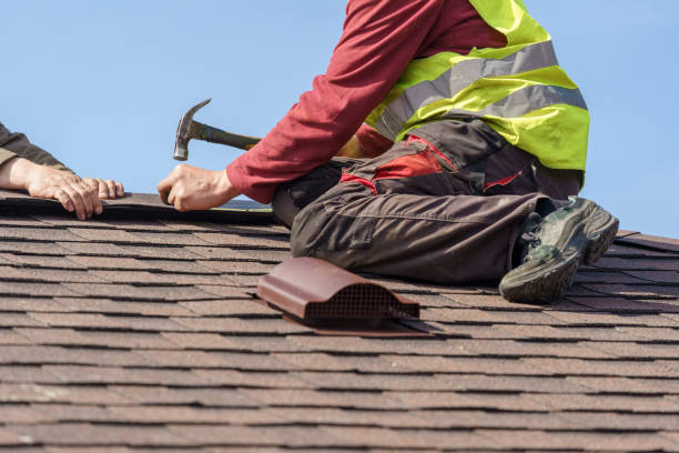 Best Roof Maintenance Services  in Middlebranch, OH